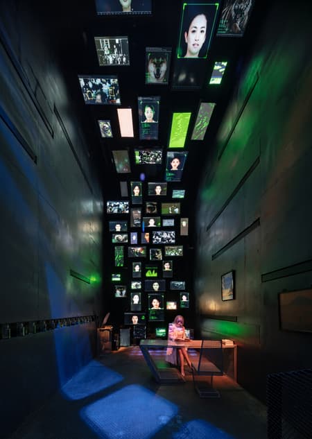 Dali Transformer Theater: Immersive Theatrical District
